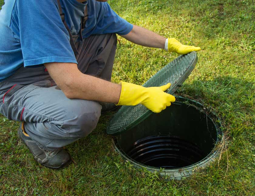 Lifting Septic Tank Lid